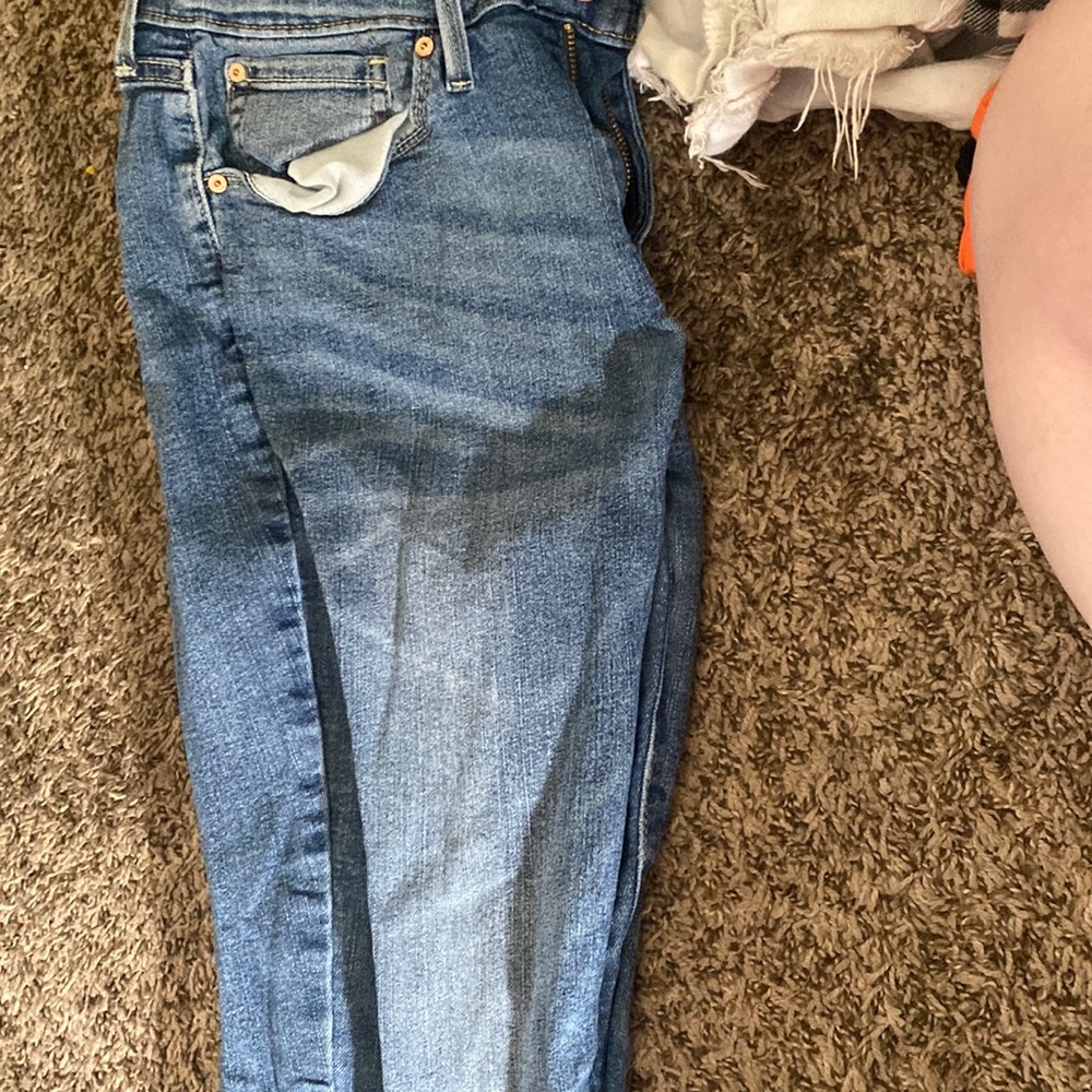 Levi’s Mid-Rise Boot Cut jeans. size ten